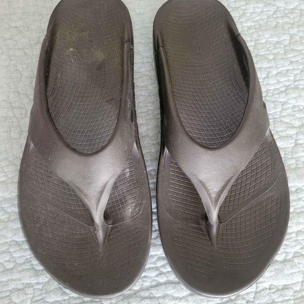 OOFOS MENS 11 RECOVERY SANDAL,  NW/NWOB/NWOT